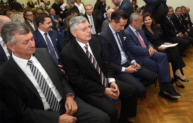 Slika /2019 Slike/HN20191115347178.jpg